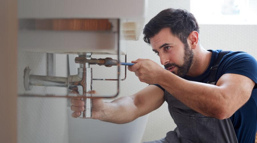 Local tankless water heater installation in Island, KY